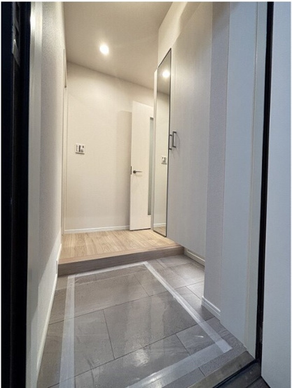 【玄関】 | ★仲介手数料無料★ライオンズマンション新宿原町（通貨価値が下がっている今、現金から現物資産への入れ替えの時期です）