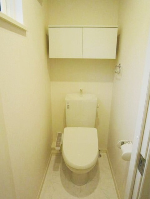 【トイレ】 | RIZ大京町 | コンパクトで使いやすいトイレです