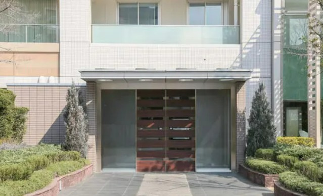 【エントランス】 | パークコート赤坂ザタワー