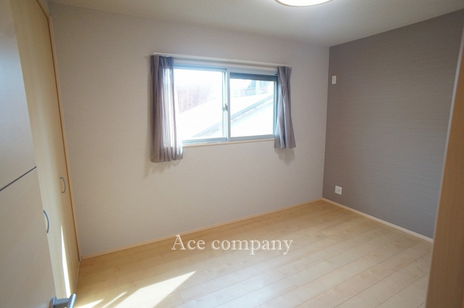 【子供部屋】 | 東大阪市足代1丁目 | 【2階：中央洋室6帖】