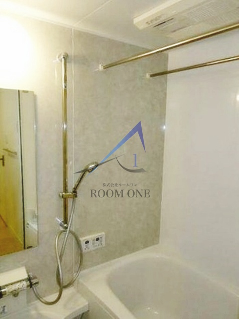 シャト－グレ－スの浴室|お風呂です。