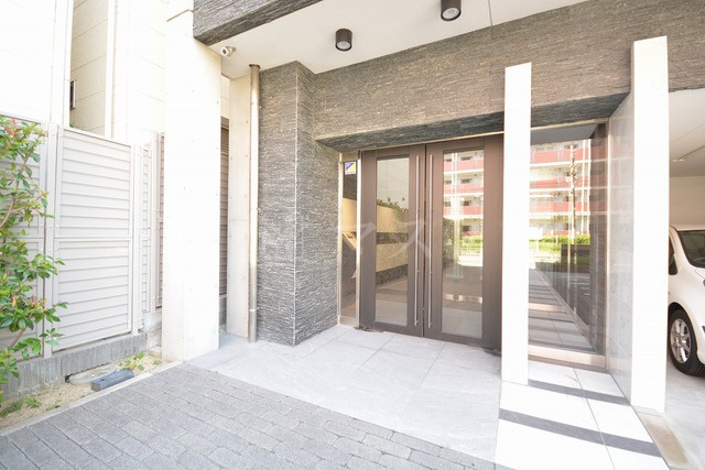 S-FORT福島リブレのエントランス