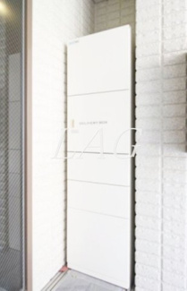 【その他共用部分】 | プリモ下北沢 | 宅配ボックスです。