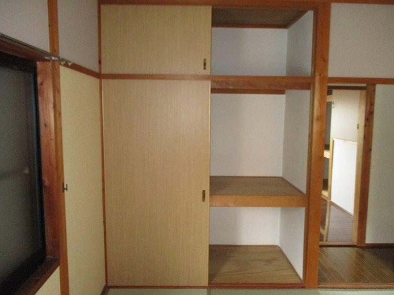 明石市小久保３丁目のタウンの収納