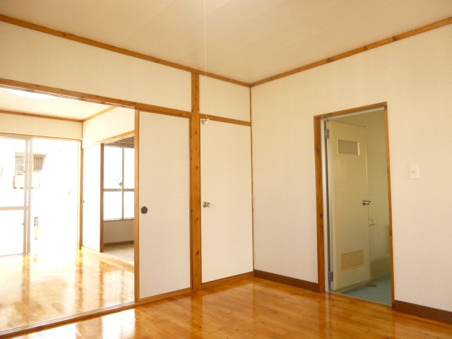  | コーポラスＴＯＭＯ