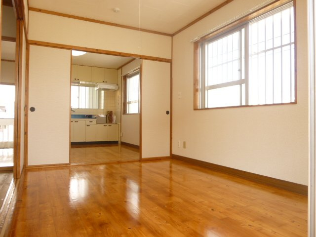  | コーポラスＴＯＭＯ