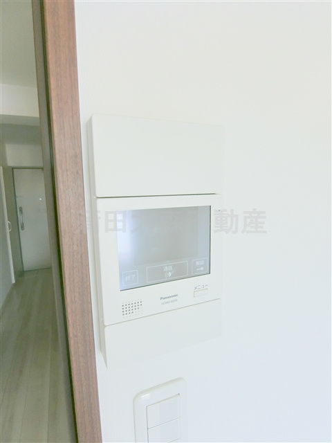 XEBEC(ジーベック京急蒲田の設備|TVモニター付オートロック　インタ―ホン