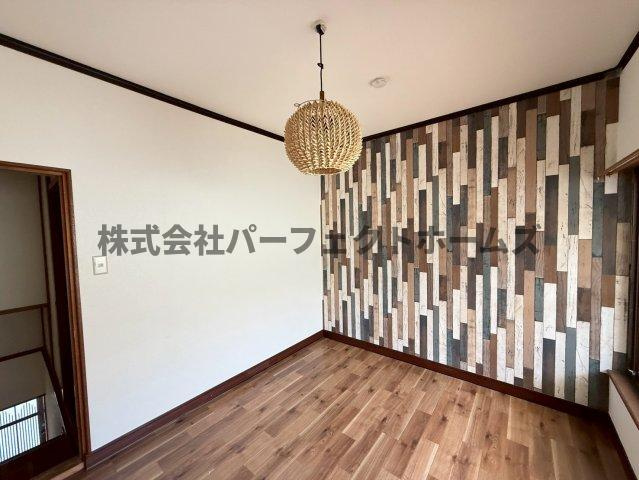 美井町戸建　賃貸の洋室|ゆったりした洋室です