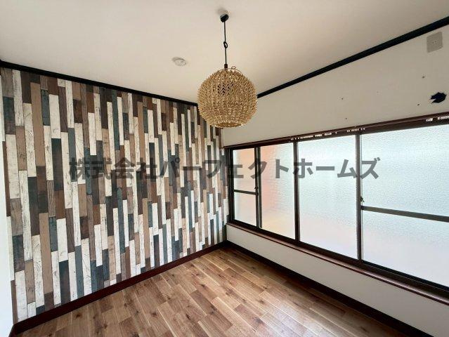 美井町戸建　賃貸の洋室|ゆったりした洋室です