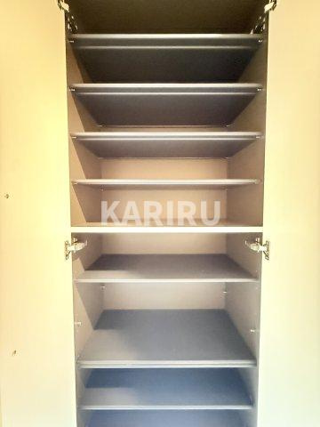 ナガラのエントランス