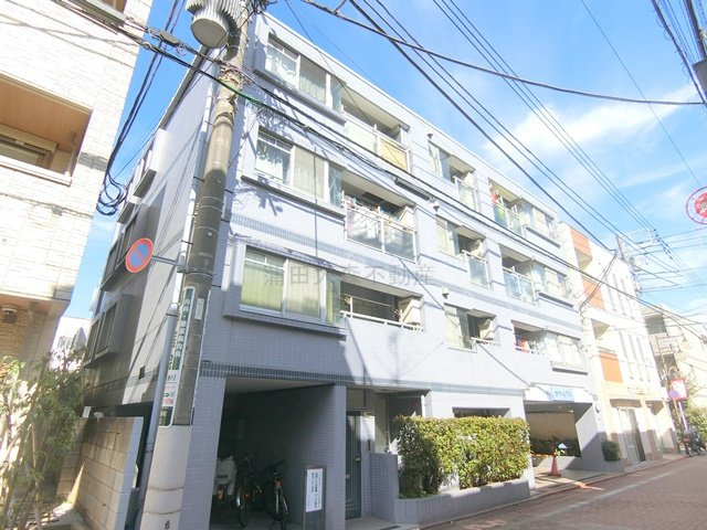 セザール御嶽山の外観