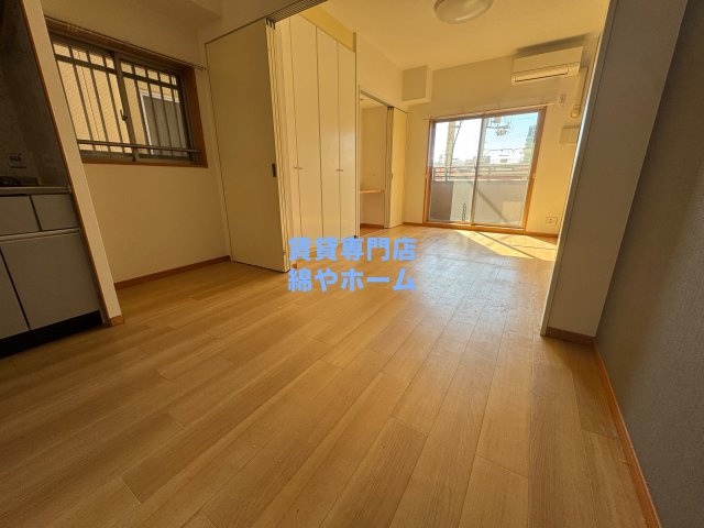 CITY　SPIRE難波WESTの居間・リビング|ゆったり過ごせる居間です