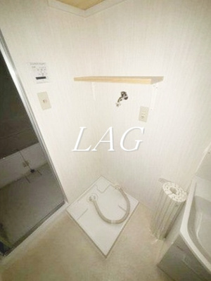 【設備】 | 月田マンション | 室内洗濯機置場です。