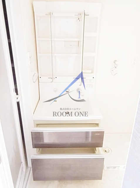 コンフォール浮間舟渡の洗面所|洗面台です。