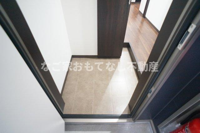 【玄関】 | storia栄生 | ※写真は別号室