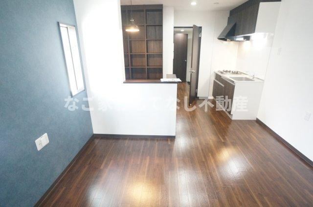 【居間・リビング】 | storia栄生 | ※写真は別号室