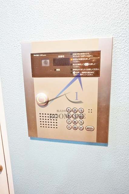 b’CASA Yokohama Nagataのセキュリティ|オートロックです。