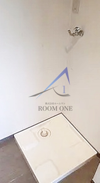 サンテミリオン笹塚の設備|洗濯機置き場です。