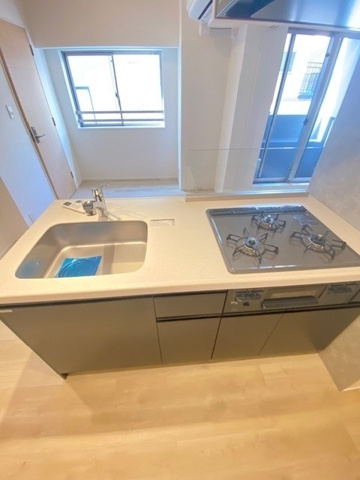 新品家具付きマンション神田多町2(KaGood東京)のキッチン