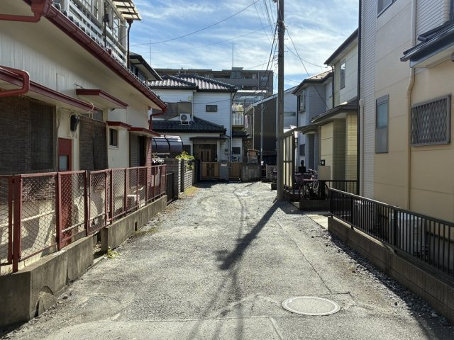 【前面道路含む現地写真】の画像