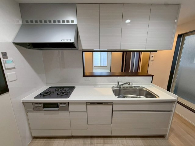 御園１丁目の浴室|アクセントパネルがおしゃれなバスルームで心と体をリフレッシュ！日々の疲れも癒せますね♪