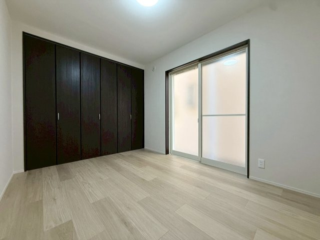 御園１丁目の収納|大容量のウォークインクローゼット付き！お洋服やカバンなどもスッキリ収納できますね！