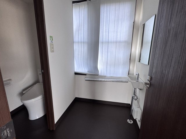 東大和鈴木ビルの洗面所