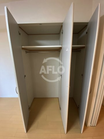 ポートヴィラ靭公園の収納|ポートヴィラ靭公園　クローゼット