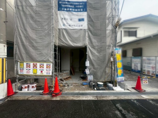 【外観】 | 並松町　新築分譲住宅　全２区画 | 前面道路約５．３ｍ！広々運転の苦手な方も安心ですよ！