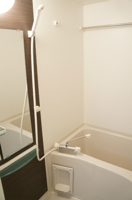 リブリ・ラルジュの浴室|日々の疲れを癒すお風呂付です