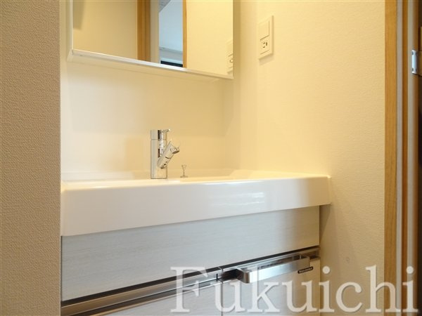 リビオメゾン都立大学の独立洗面台