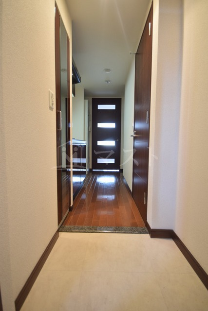 エイペックス京町堀Ⅱの玄関