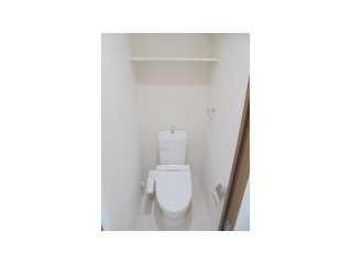 ウォシュレット付きのトイレです♪