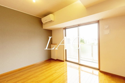 【居間・リビング】 | グリーンヒルズ河田町 | 洋室のお部屋です。