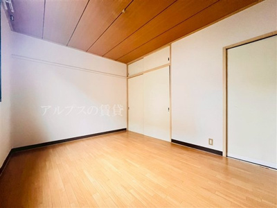 【洋室】 | 泉タウン20