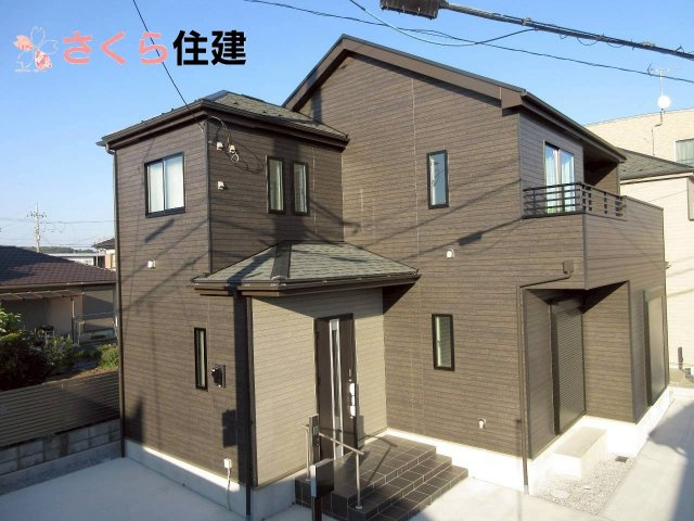 ハートフルタウン上戸祭町2期　Ａ号棟の外観|駐車場は２台駐車が可能です◎