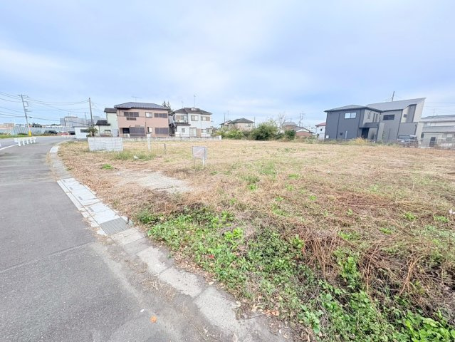 川越市石田本郷　建築条件なし売地　東武東上線『川越駅』6.0km　【芳野小学区】の前面道路含む現地写真