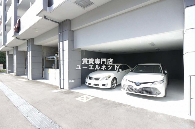 【駐車場】 | Excellent Kishibe | 敷地内駐車場あり◎