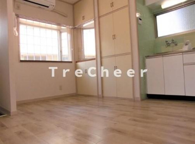 【居間・リビング】 | ヴィラエミリオ