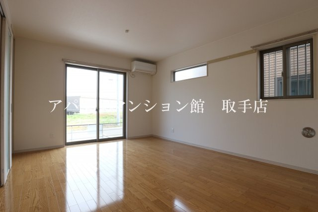 コーポリベルテの居間・リビング