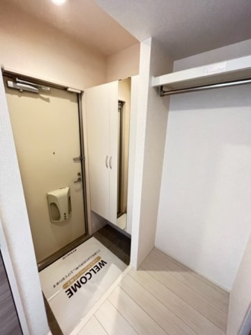 ソレイユ上諏訪の玄関