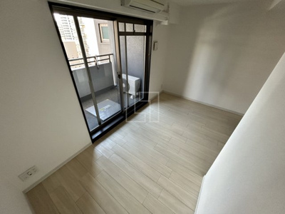 【洋室】 | LAV心斎橋WEST | LUV心斎橋WEST（ラブ心斎橋ウエスト）　洋室