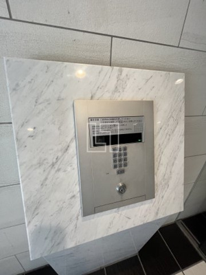 【セキュリティ】 | LAV心斎橋WEST | LUV心斎橋WEST（ラブ心斎橋ウエスト） オートロック