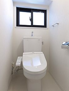 【トイレ】 | アートヴィラージュ亀戸 | 清潔感のあるトイレです