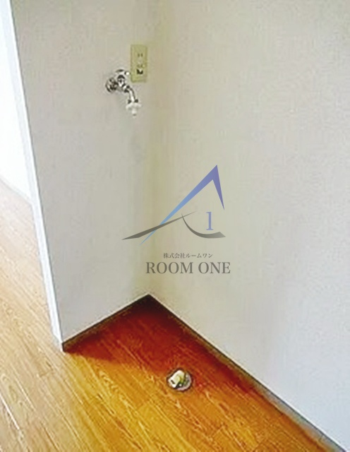 グリーンハイム白山の設備|洗濯機置き場です。