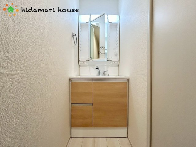見沼区堀崎町　新築戸建　リーブルガーデン03の独立洗面台
