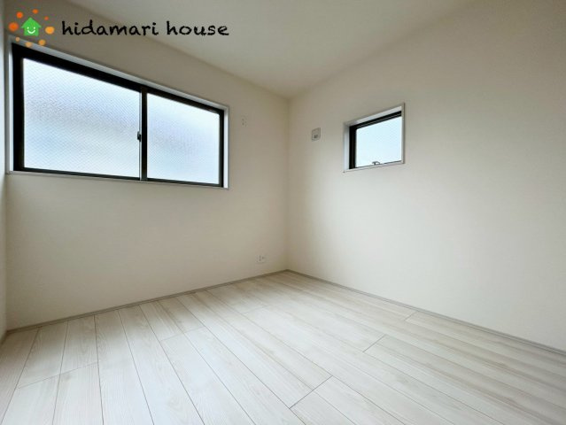 見沼区堀崎町　新築戸建　リーブルガーデン03の洋室