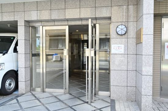 エクセリア池袋のエントランス