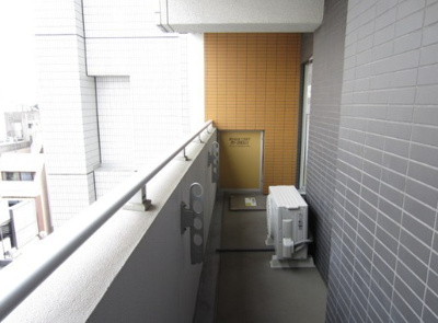 【バルコニー】 | ガーラプレイス新宿御苑