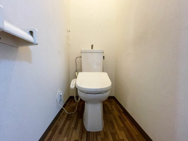 ヴィラ大菊のトイレ|入居中のため、別のお部屋です